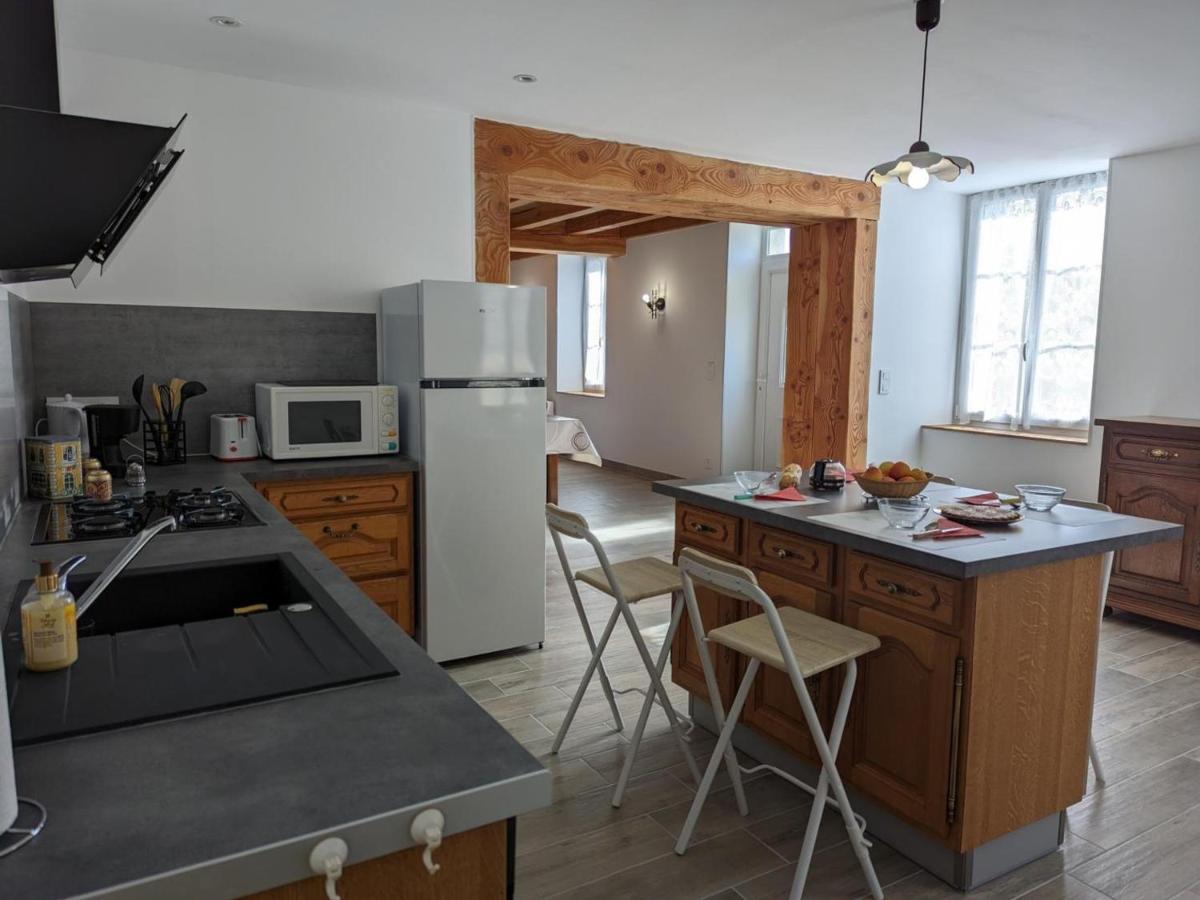 Maison Lumineuse Avec Cour Privative, Proche Sites Culturels, Tout Confort, Equipe Bebe, Wifi Inclus - Fr-1-653-98 Puyreaux Dış mekan fotoğraf