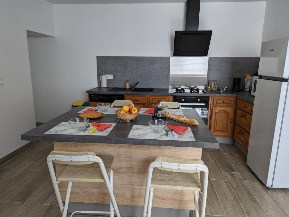 Maison Lumineuse Avec Cour Privative, Proche Sites Culturels, Tout Confort, Equipe Bebe, Wifi Inclus - Fr-1-653-98 Puyreaux Dış mekan fotoğraf