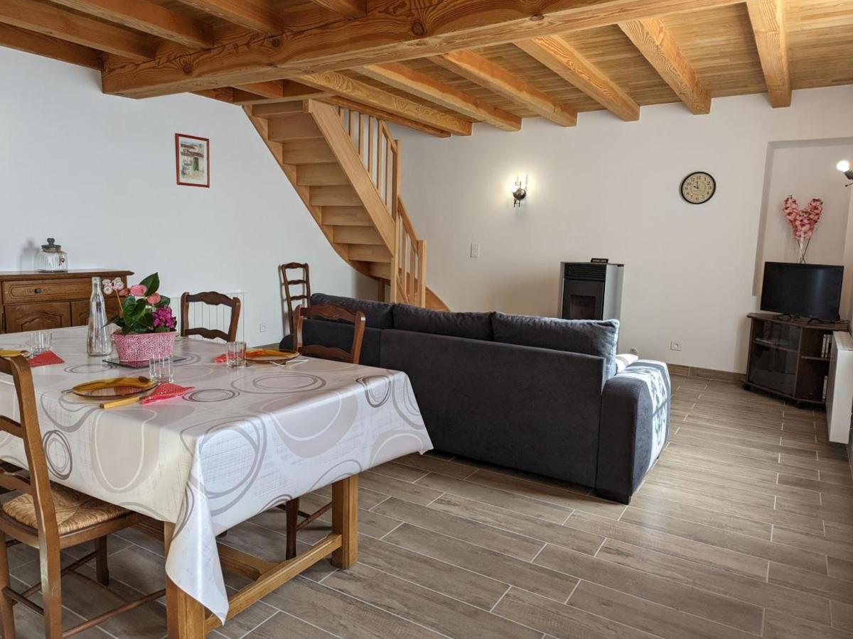 Maison Lumineuse Avec Cour Privative, Proche Sites Culturels, Tout Confort, Equipe Bebe, Wifi Inclus - Fr-1-653-98 Puyreaux Dış mekan fotoğraf
