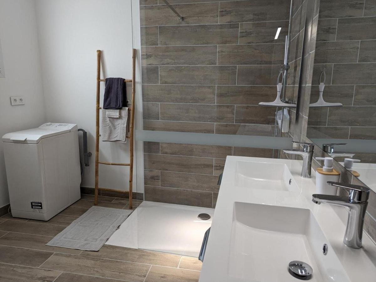 Maison Lumineuse Avec Cour Privative, Proche Sites Culturels, Tout Confort, Equipe Bebe, Wifi Inclus - Fr-1-653-98 Puyreaux Dış mekan fotoğraf
